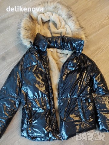 Топло и ефектно яке. Размер М