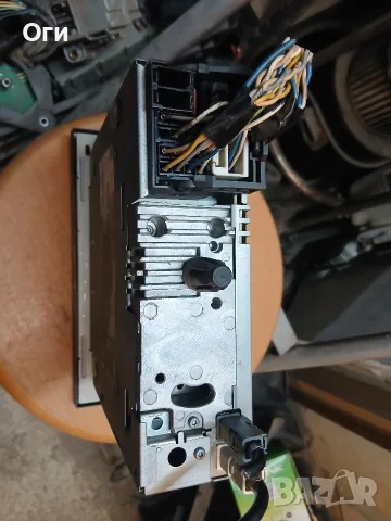 Авторадио със CD за Пежо 407 96 606 476 77 / 9660647677, снимка 3 - Аксесоари и консумативи - 56315630
