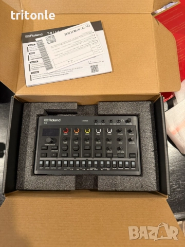 Roland Aira T-8 Beat Machine, снимка 4 - Синтезатори - 52591326