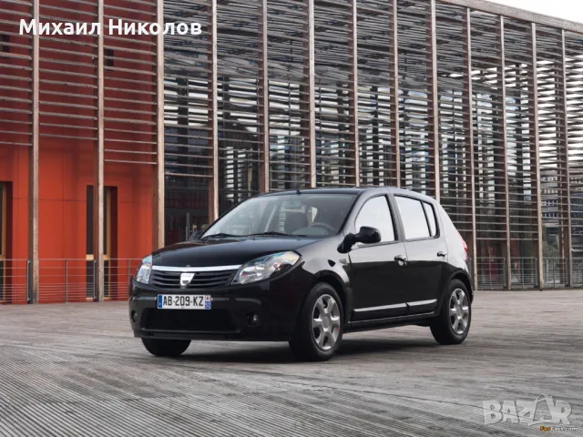 ЧЕЛНО , задно и странични нови  стъкла за DACIA  SANDERO ОТ 2008-2012 