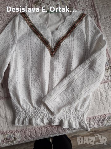 Бяла блуза S/M, снимка 1 - Блузи с дълъг ръкав и пуловери - 39180244