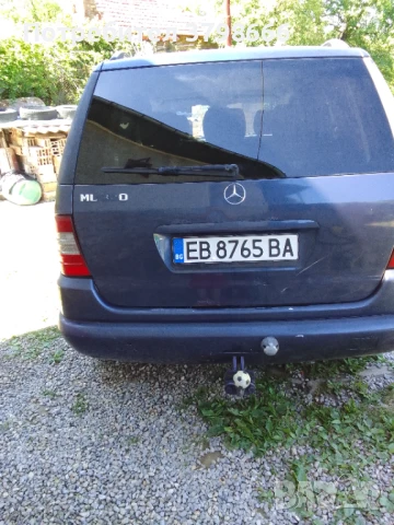 Джип Мерцедес МЛ320, снимка 3 - Автомобили и джипове - 51043547