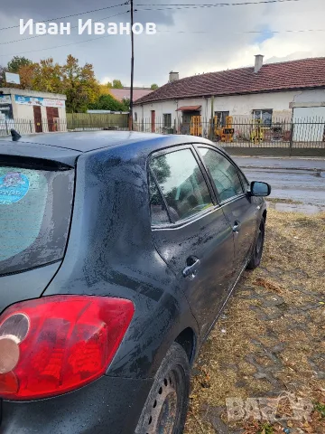Toyota auris 2.0, снимка 3 - Автомобили и джипове - 56548580