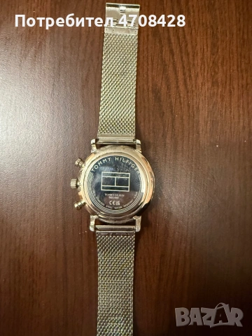 Продавам часовник Tommy Hilfiger