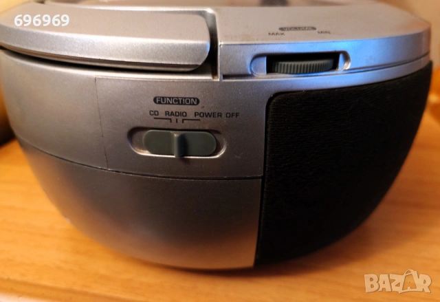 compact disc digital audio cd player United, снимка 4 - Радиокасетофони, транзистори - 53305270