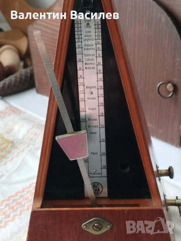 Механичен Метроном 