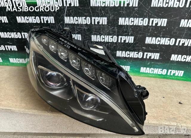 Фар десен фарове за Мерцедес C-класа Mercedes W205, снимка 2 - Части - 47786919
