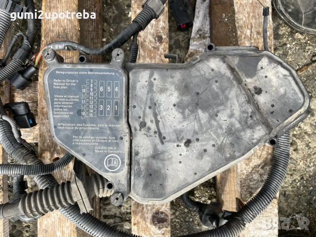 Кутия Бушони с Окабеляване 7L5971072AR Porsche Cayenne S 4.5 2005г 9PA, снимка 2 - Части - 52417651