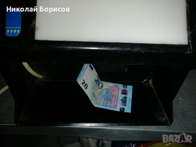 Cashguard апарат за проверка за банкноти. , снимка 4 - Други машини и части - 53134340