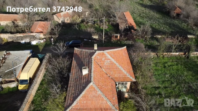 Двуетажна къща голям двор, снимка 8 - Къщи - 52531950