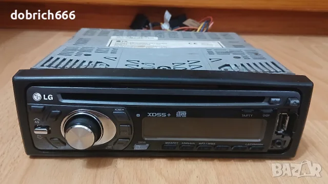 CD USB LG 4x53W радио за кола флашка диск аукс 30 евро, снимка 4 - Аксесоари и консумативи - 55898870