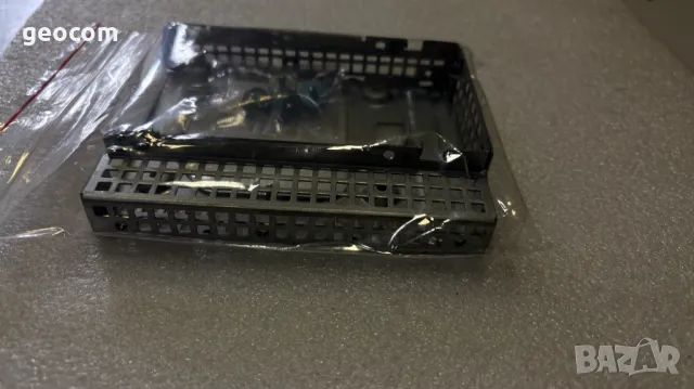 HP 3.5" към 2,5" SATA Caddy (Комплект), снимка 4 - Кабели и адаптери - 48442423