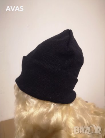 Нова черна спортна изчистена шапка дамска, снимка 2 - Шапки - 31075351
