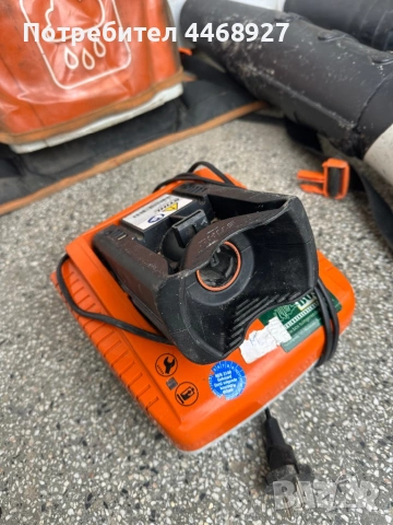 Батерия Щил зарядно щил и духалки Щил, снимка 3 - Други инструменти - 54175329