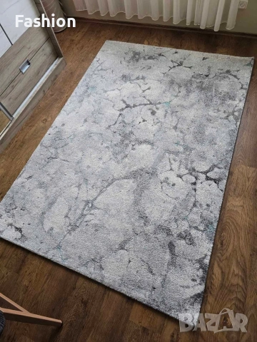 Уникален килим