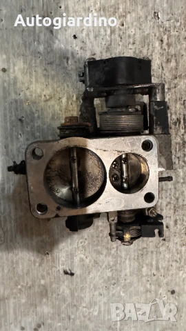 Дроселова Клапа за Audi 80 - 037907385, снимка 2 - Части - 53036219
