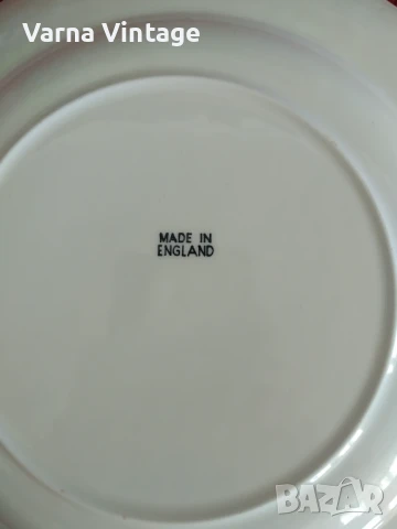 Колекционерска порцеланова чиния Royal Tudor Ware синя. Barker Bros. Ltd Англия., снимка 4 - Колекции - 51017232