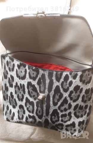 Чанта малка