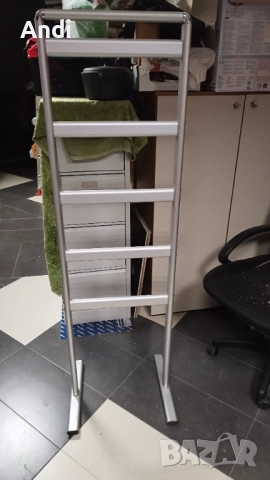 Алуминиева стойка, стойки за рекламни брошури и постери флаери 158/46см