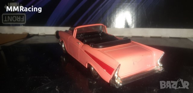 Ламаринена кола  1:24, снимка 5 - Колекции - 31813626