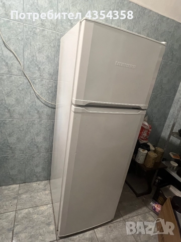 Хладилник с фризер Liebherr, снимка 2 - Хладилници - 52385286