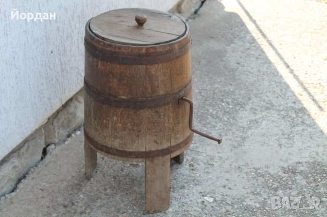 Съд за биене на масло 