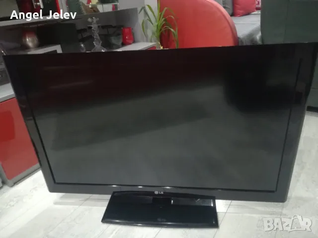 Телевизор LG 42, снимка 7 - Телевизори - 48481260