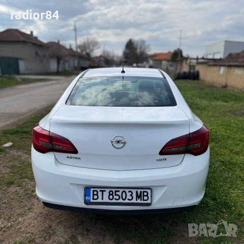 Opel Astra 1.6 cdti, снимка 10 - Автомобили и джипове - 53989014