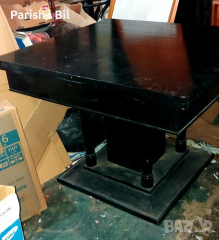 Трапезна маса