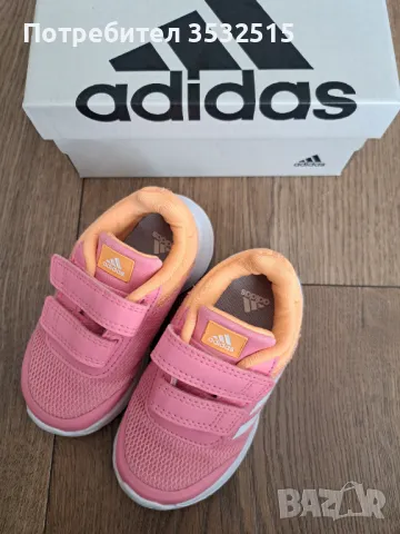 Детски маратонки Adidas, снимка 4 - Детски маратонки - 49100115