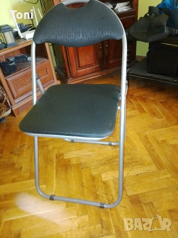 сгъваем стол чисто нов 