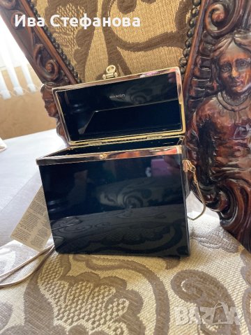 Черно оригинално лимитирана серия куфарче чанта Манго-Mango , снимка 12 - Чанти - 28334124