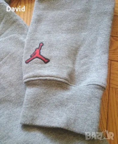 Оригинален суичър Jordan Essentials Graphic Fleece Hoody, снимка 3 - Суичъри - 48416286