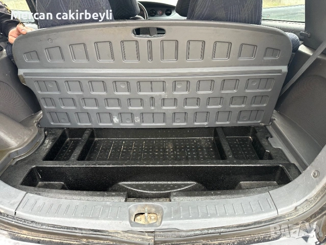 Daihatsu YRV 1.3 , снимка 9 - Автомобили и джипове - 54034266