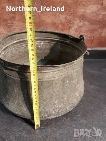 Голям бакърен котел