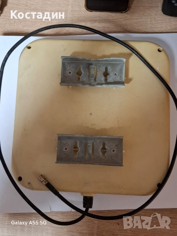 Безжична точка за достъп за интернет TP-LINK, снимка 2 - Мрежови адаптери - 52664976