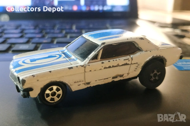 ВИНТИДЖ ERTL: Ford Mustang 64 1/2 "The Muscle Car" – Закупен 1989 г. в Германия!