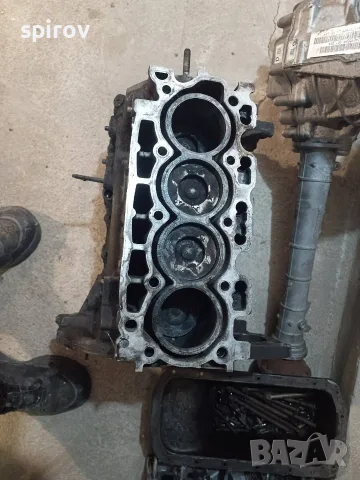 Двигател Peugeot Citroen 1.6 HDI 9HW долница + 2 глави, снимка 2 - Части - 56110637