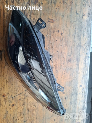 Ляв фар за Рено Меган, снимка 2 - Части - 53948969