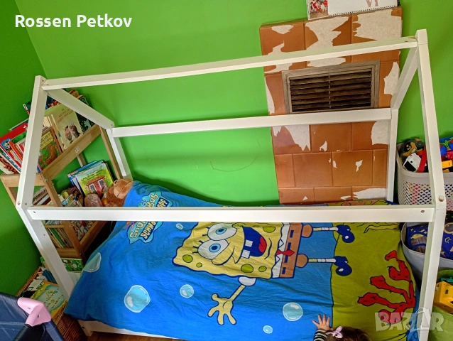 Детско легло тип Монтесори