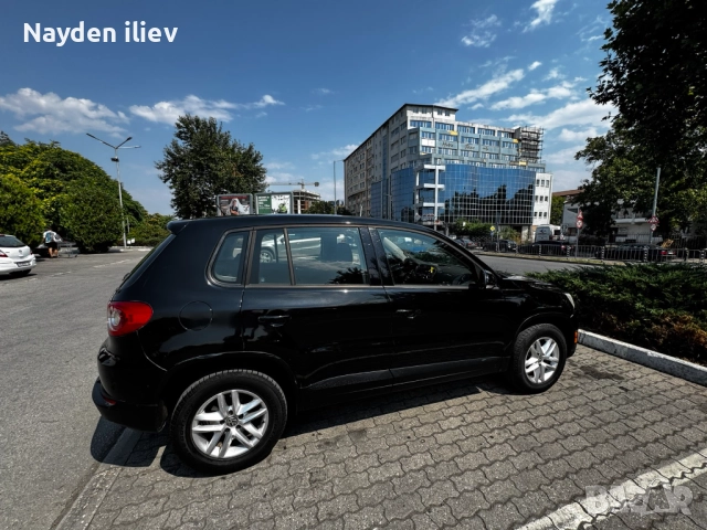 Фолцваген Тигуан , снимка 5 - Автомобили и джипове - 51269761