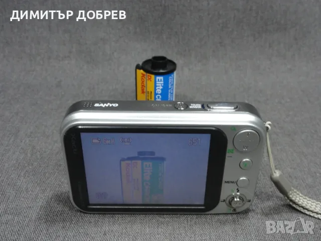 ЦИФРОВ ФОТОАПАРАТ SANYO XACTI VPC-E6EX 6MP CCD DIGITAL CAMERA Y2K RETRO DIGICAM, снимка 12 - Фотоапарати - 55971072