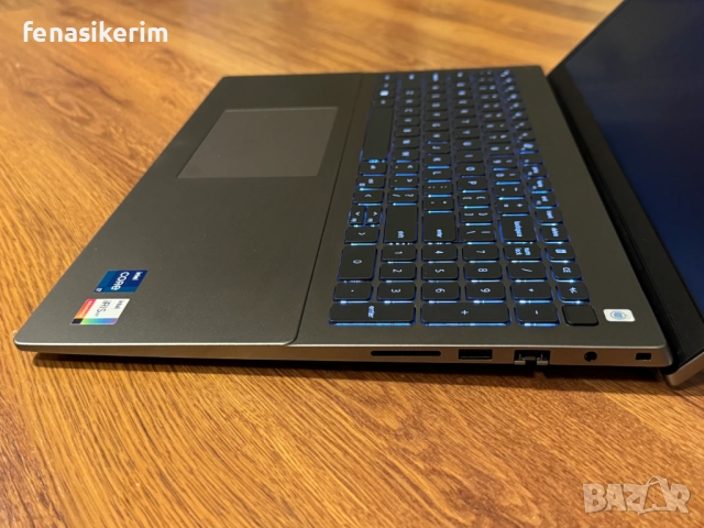 НОВ 16' WUXGA Core i7-1260p DELL Vostro 5620 16GB DDR4/512GB NVMe/Подсветкa/Бат 8ч/Iris Xe, снимка 13 - Лаптопи за работа - 52584886
