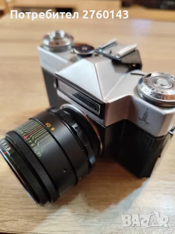 Зенит Е руски юбилеен фотоапарат Москва 1980г. Нелиос -44-2, снимка 10 - Антикварни и старинни предмети - 50241053