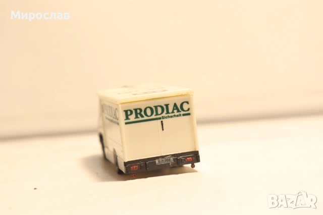 HERPA 1/87 H0 MERCEDES VARIO ИНКАСО БРОНИРАН КОЛИЧКА МОДЕЛ, снимка 6 - Колекции - 54316781