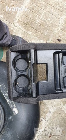 Задна облегалка с подлакътник и къпхолдер за бмв е46 комби  rear seat armrest cupholder bmw e46, снимка 4 - Части - 36618138