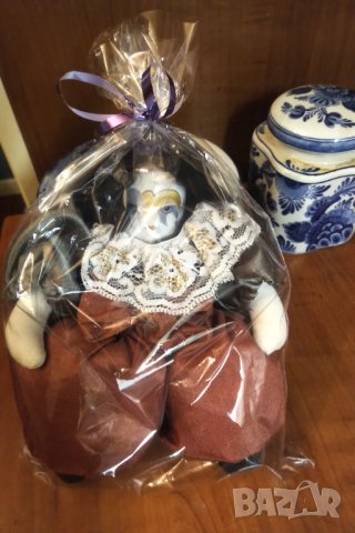 Нова колекционерска порцеланова кукличка , снимка 2 - Колекции - 35583854