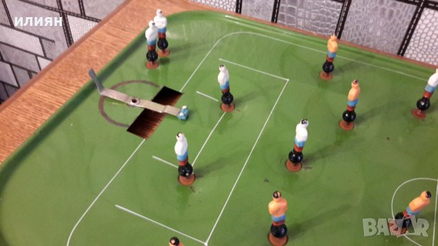 Стара ламаринена игра, футбол има забележки , снимка 4 - Колекции - 40726456