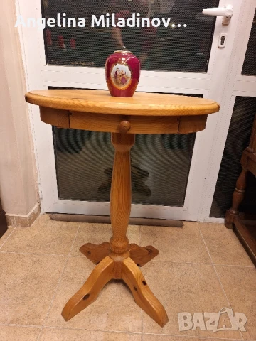 Винтидж помощна масичка с чекмедже , снимка 1