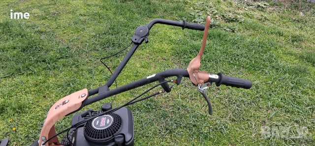 Бензинова палцова косачка НОМЕР 08. Briggs&Stratton. Series 625. Четиритактов двигател. 3.2 кс..., снимка 3 - Градинска техника - 54057051